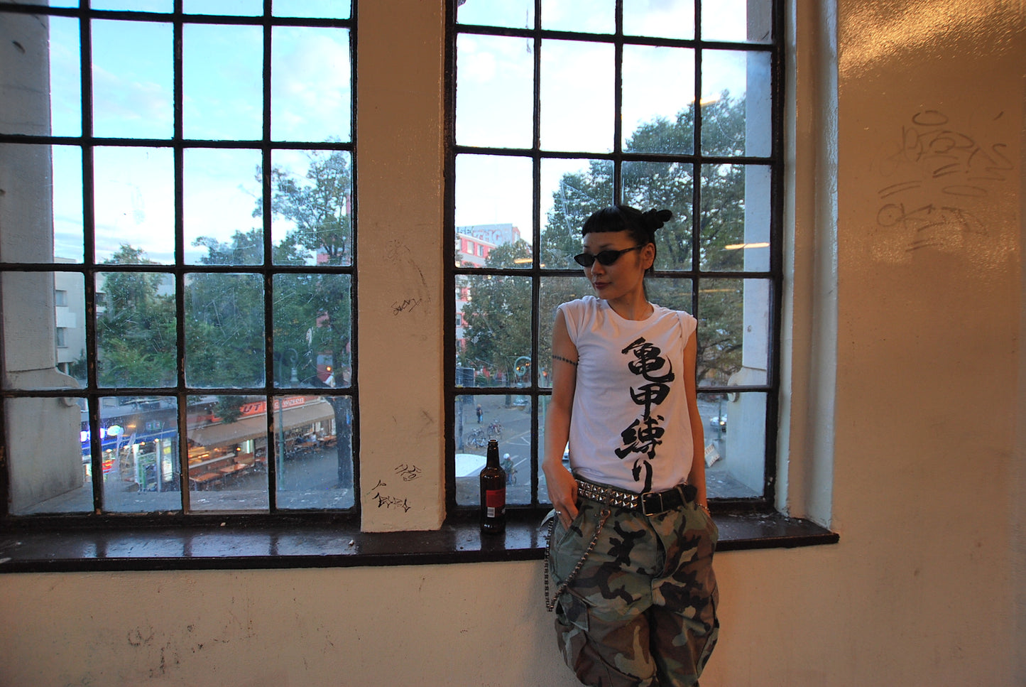 Women Kikko Shibari 亀甲縛り Shiroji